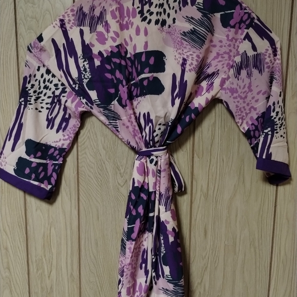 Izzy & Liv Purple Kimono - Picture 5 of 12